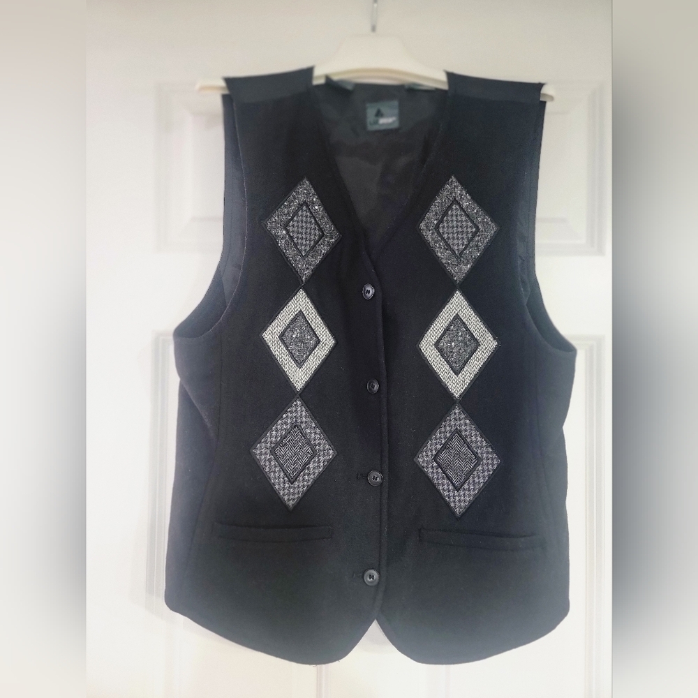 Chic Black and Gray Women's Vest